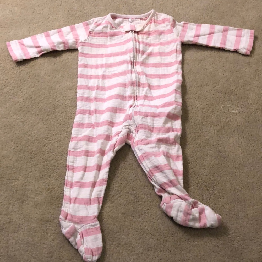 Girls Aiden and Anais 3-6 mo. Sleeper
